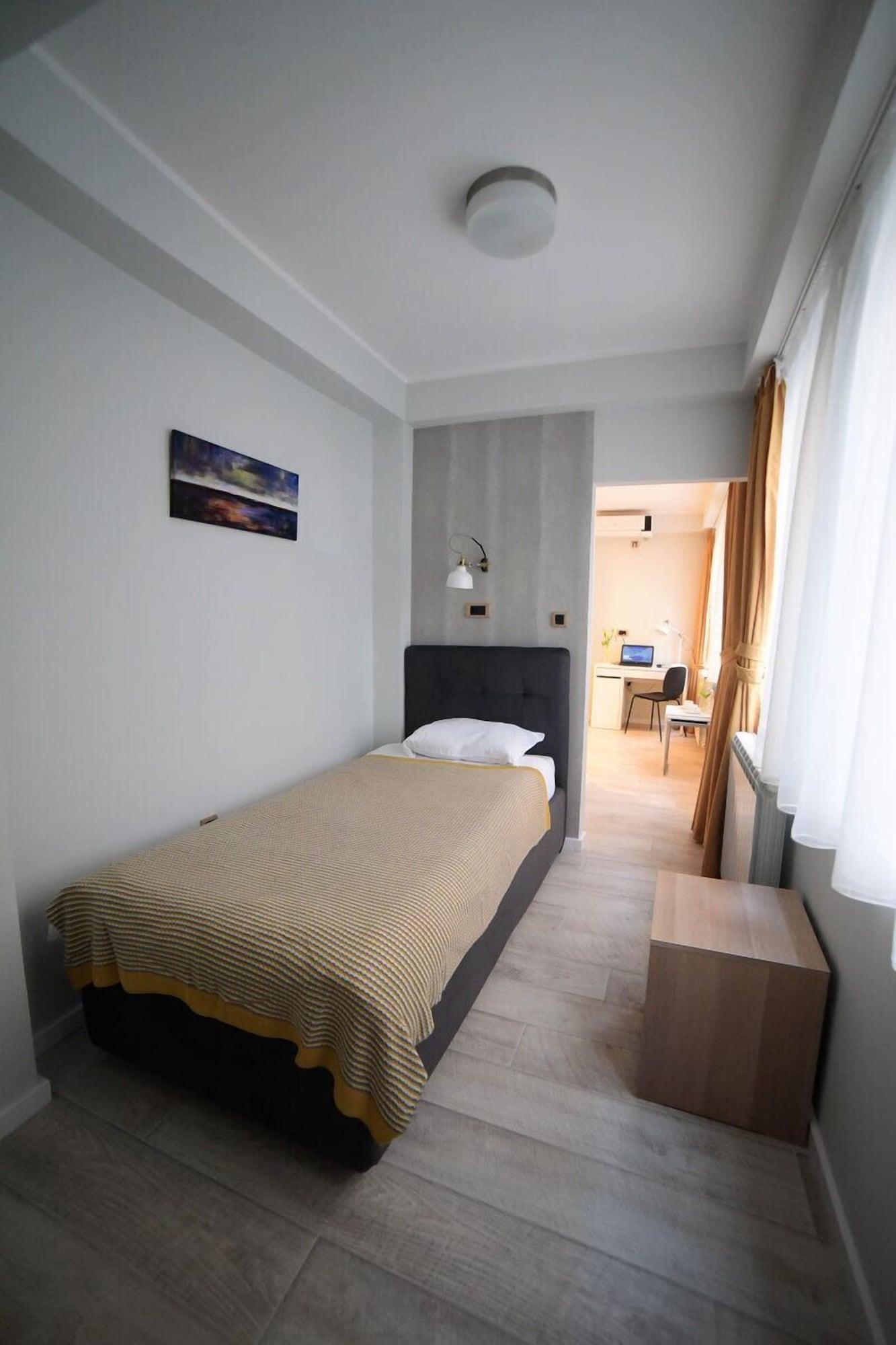 Garni House 46 Plus Belgrado Esterno foto