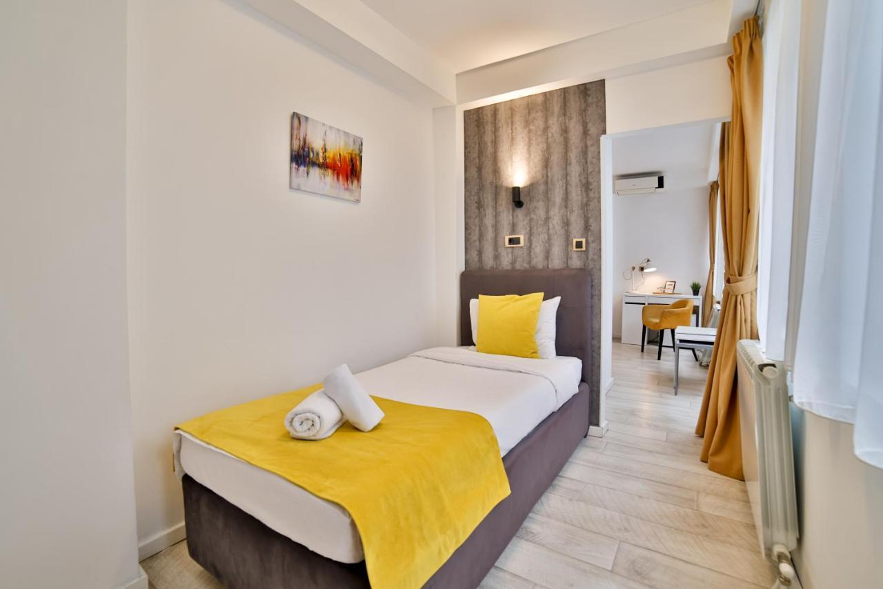 Garni House 46 Plus Belgrado Esterno foto