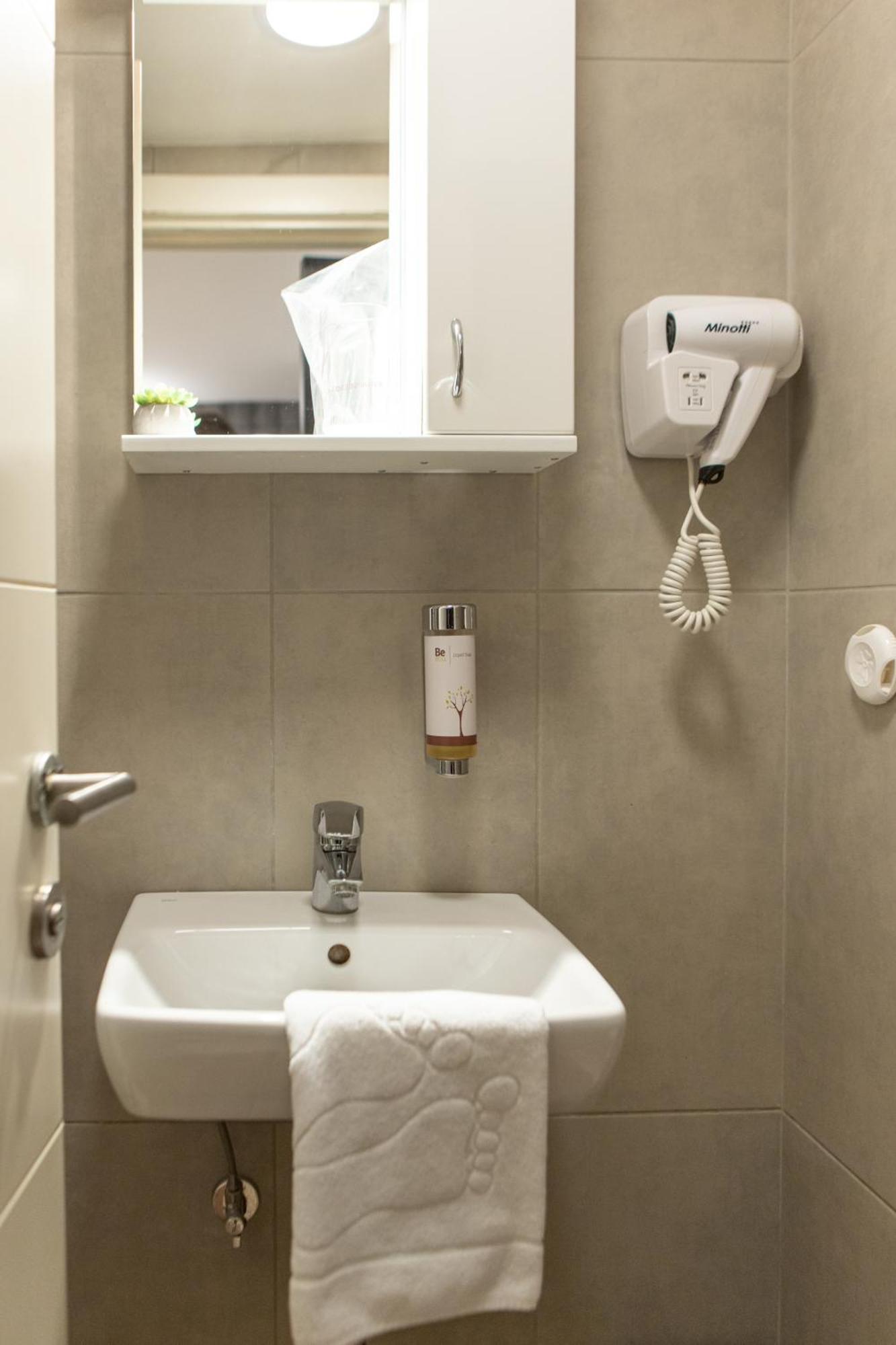 Garni House 46 Plus Belgrado Esterno foto