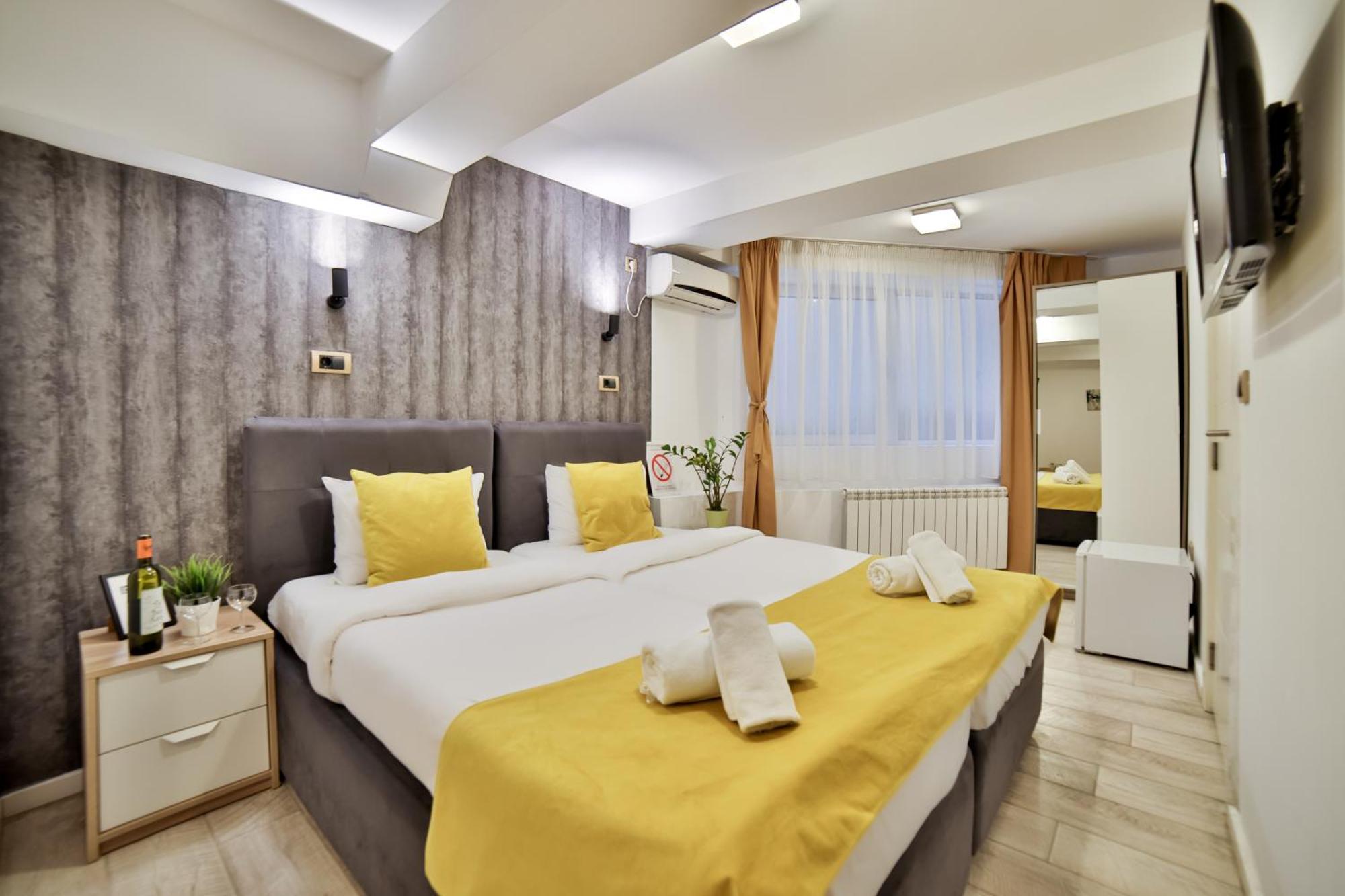 Garni House 46 Plus Belgrado Esterno foto