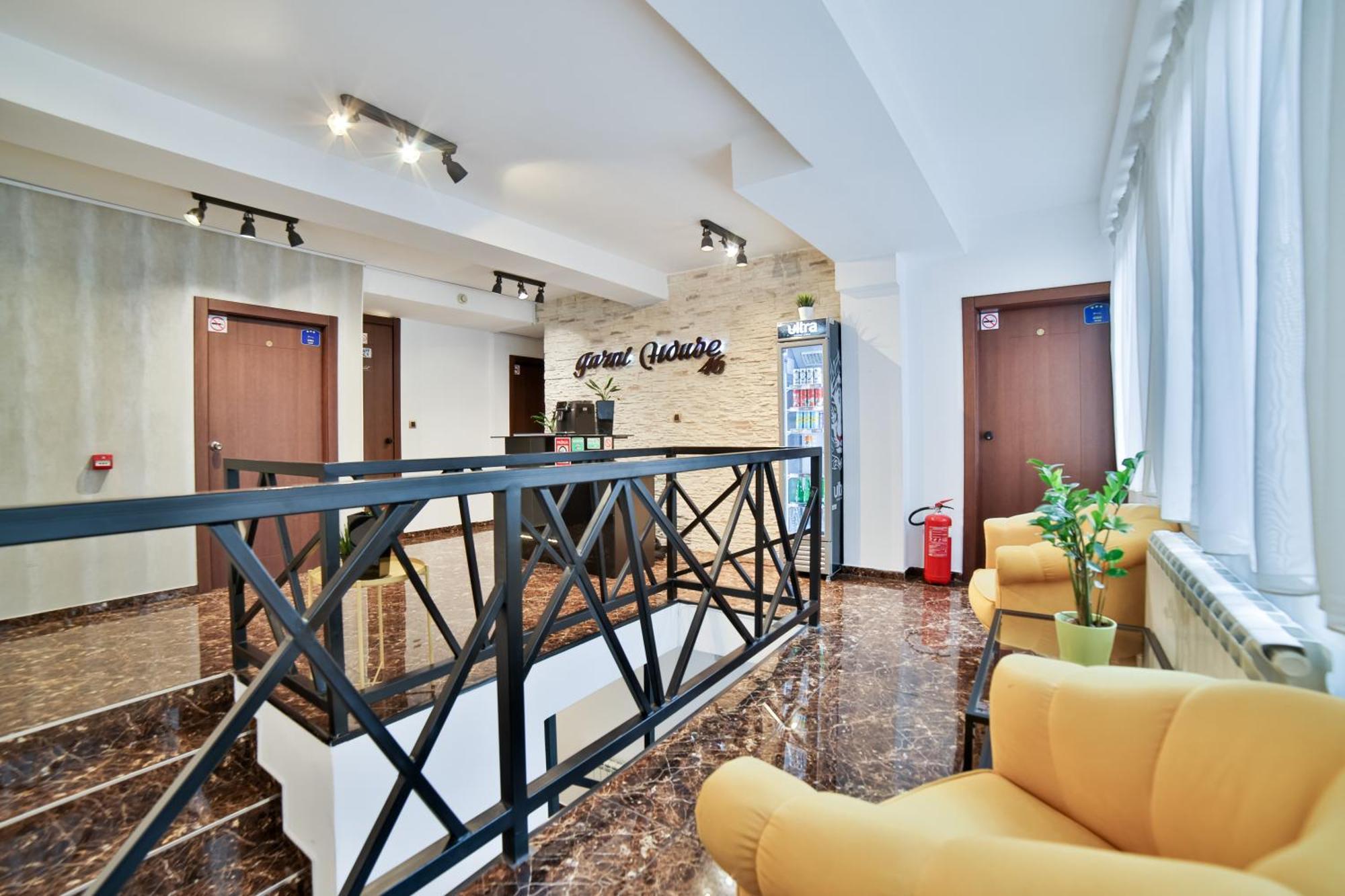 Garni House 46 Plus Belgrado Esterno foto